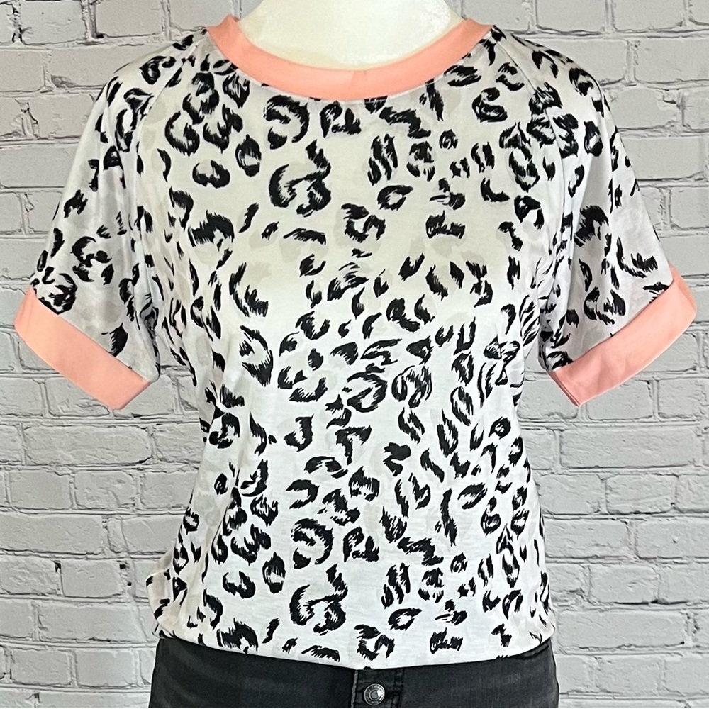 NWT: Leopard Print Short  Sleeve shirt